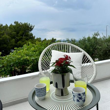 Olive View Apartment Brela Zewnętrze zdjęcie