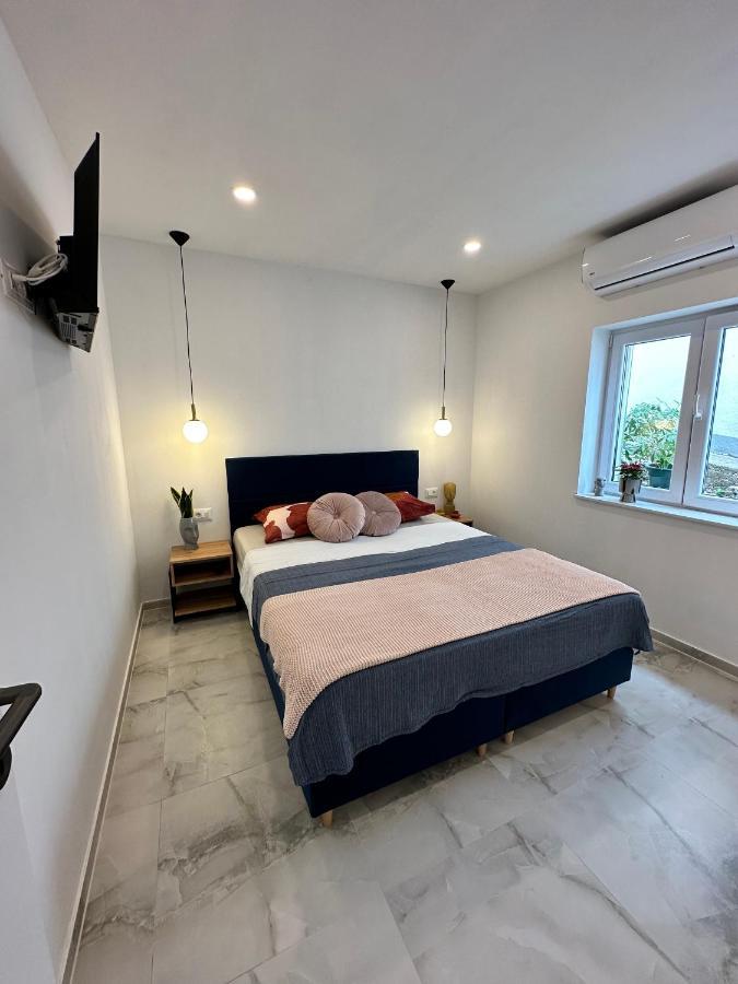 Olive View Apartment Brela Zewnętrze zdjęcie