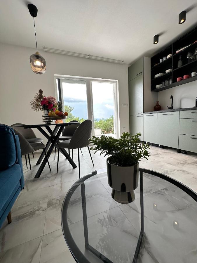 Olive View Apartment Brela Zewnętrze zdjęcie